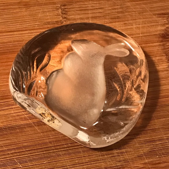 Rabbit Paperweight - Picture 4 of 4